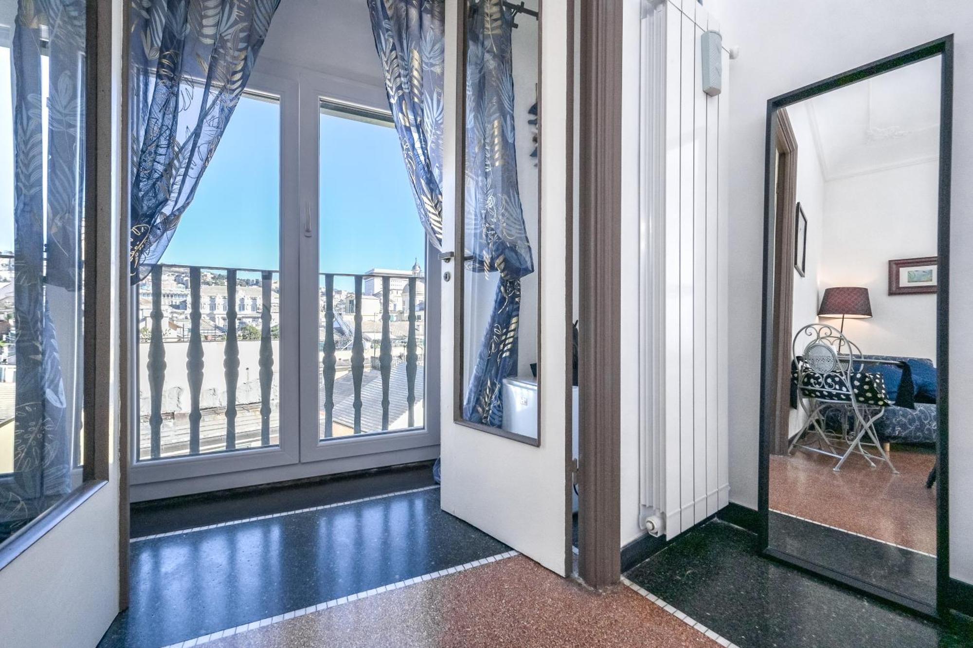 Lovely Room On Rooftops - Genovainrelax エクステリア 写真